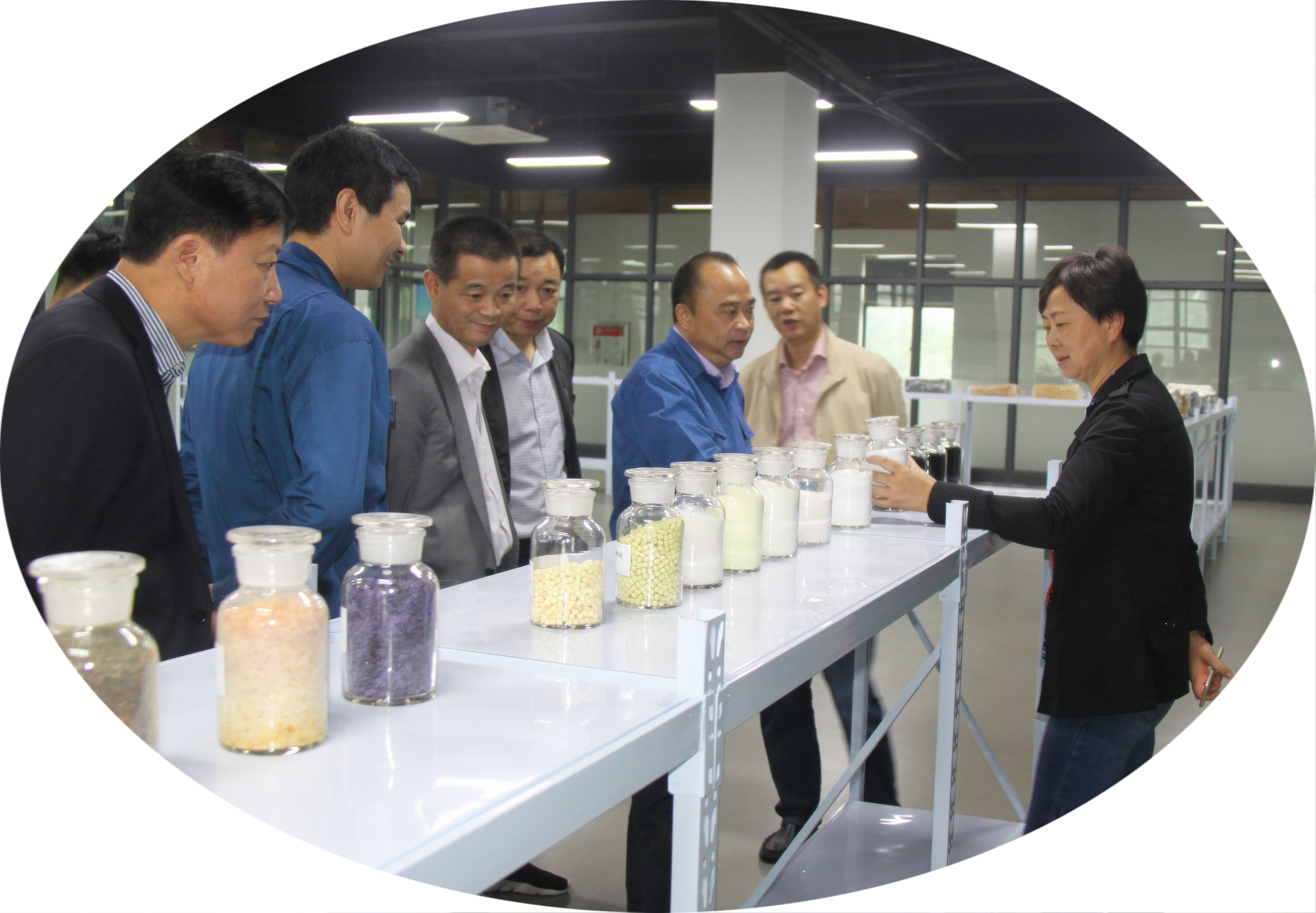 桐乡市政协主席蒋惠玲一行赴双箭股份考察调研