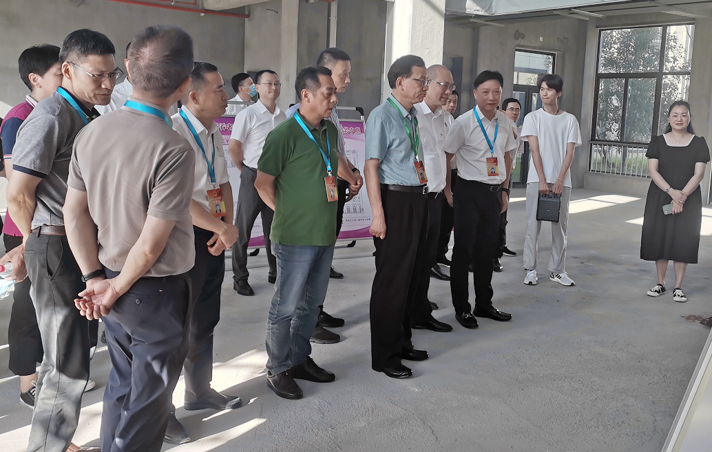 桐乡市人大常委会领导视察梧桐街道养老服务中心（桐乡和济梧桐护理院）建设情况